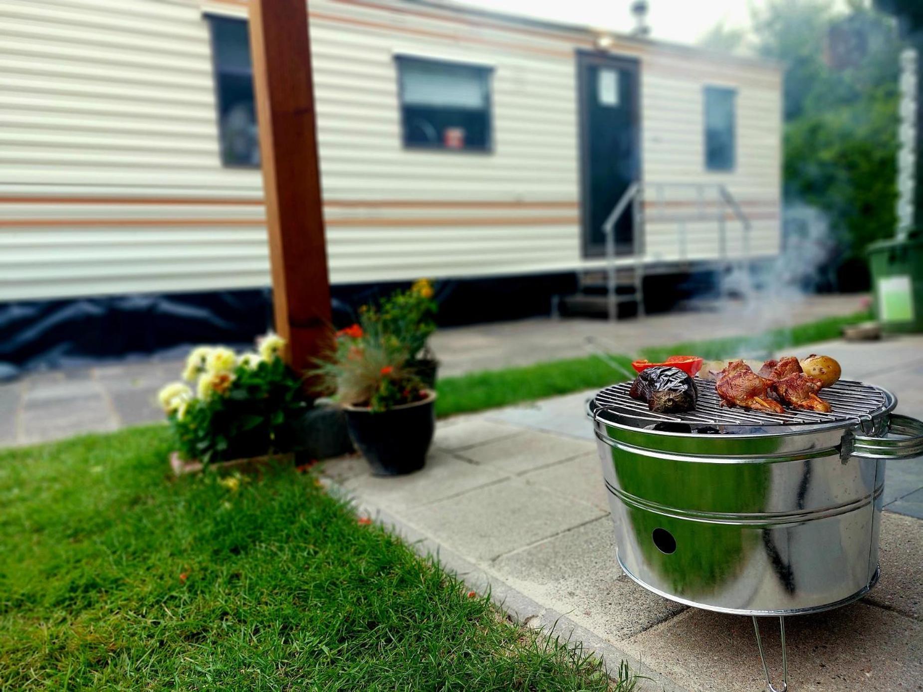 Familychalet De Schaapskooi, 6-Persons, Big Private Garden, Dogs Aloud Westergeest Екстериор снимка