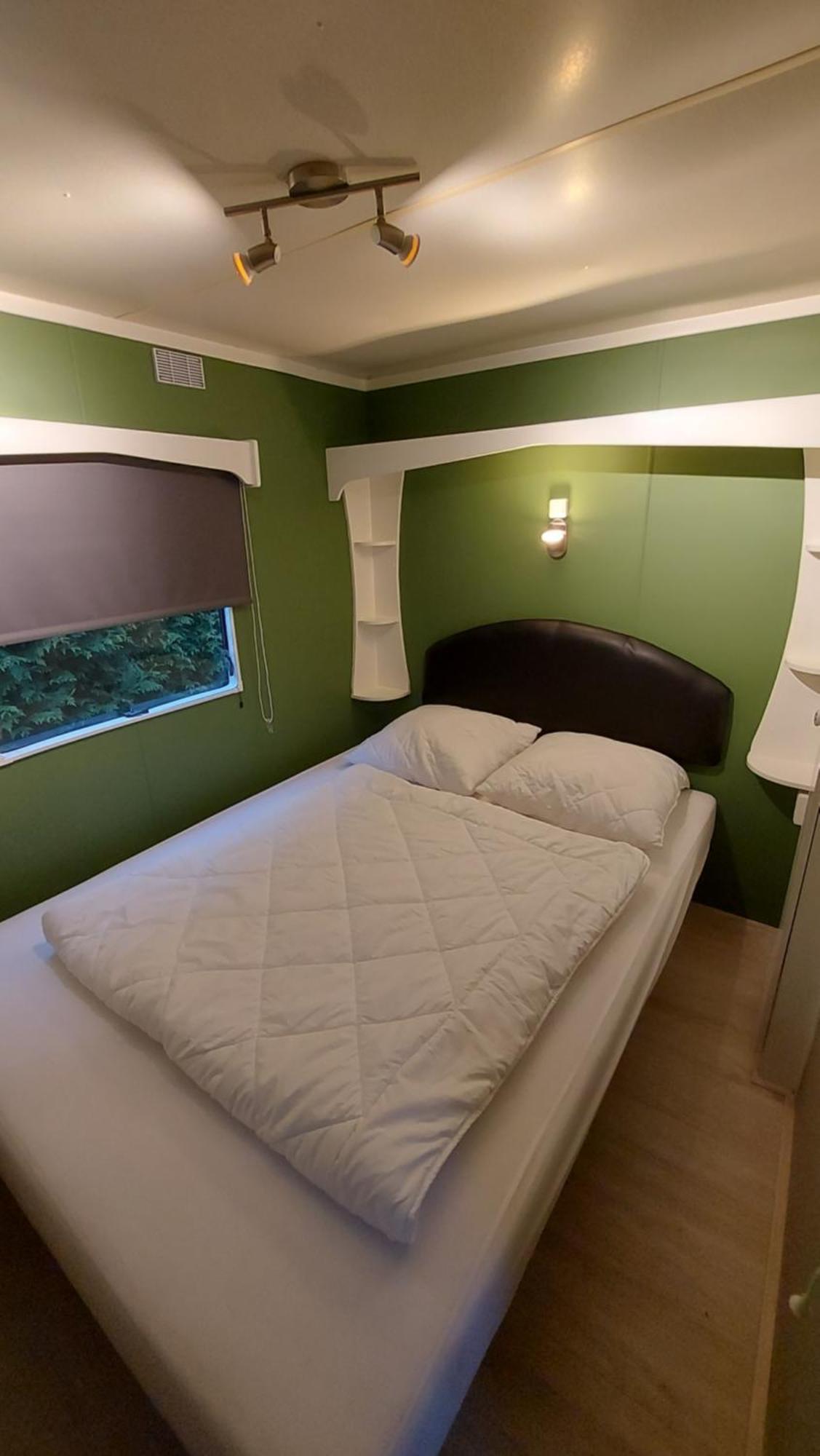 Familychalet De Schaapskooi, 6-Persons, Big Private Garden, Dogs Aloud Westergeest Екстериор снимка